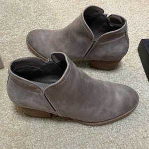 Short heel Fergie booties